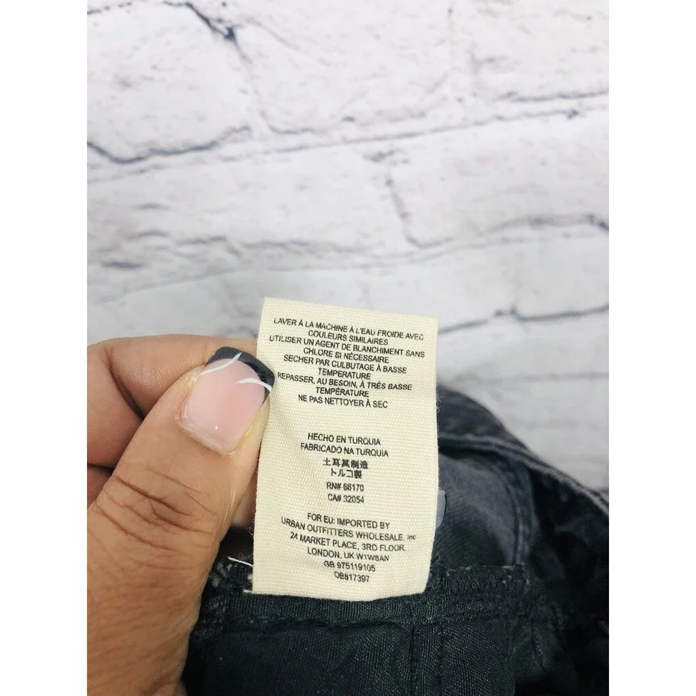 We The Free Women High Rise Straight Leg Jeans Faded Black Denim Size 32